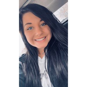 Meet your Posher, Sierra